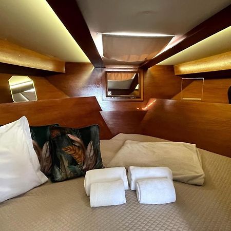 Diamantedouro - Boat Hotel Vila Nova de Gaia Kültér fotó