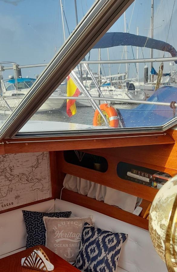 Diamantedouro - Boat Hotel Vila Nova de Gaia Kültér fotó